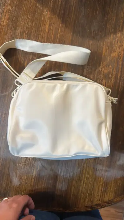 Bolso bandolera blanco elegante - miniatura 2
