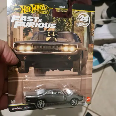 Hot Wheels Fast & Furious Dodge Charger 1970 - miniatura 1