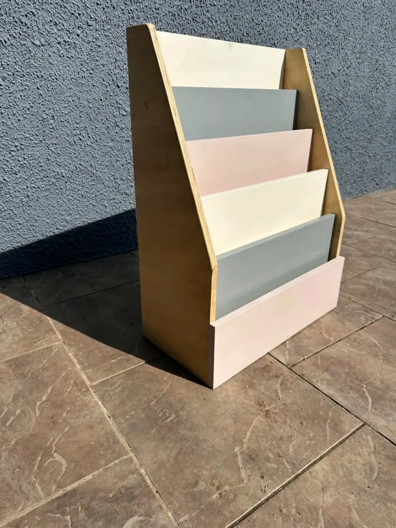 Estante de madera para libros infantil - 3