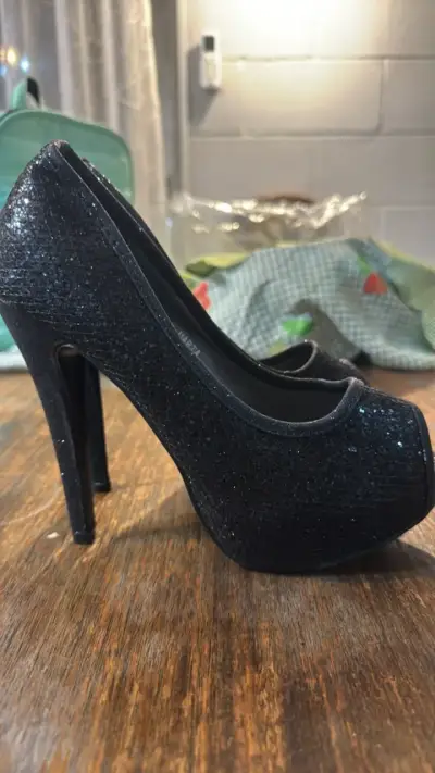Zapatos de tacón alto negros con brillo Mussa - miniatura 2