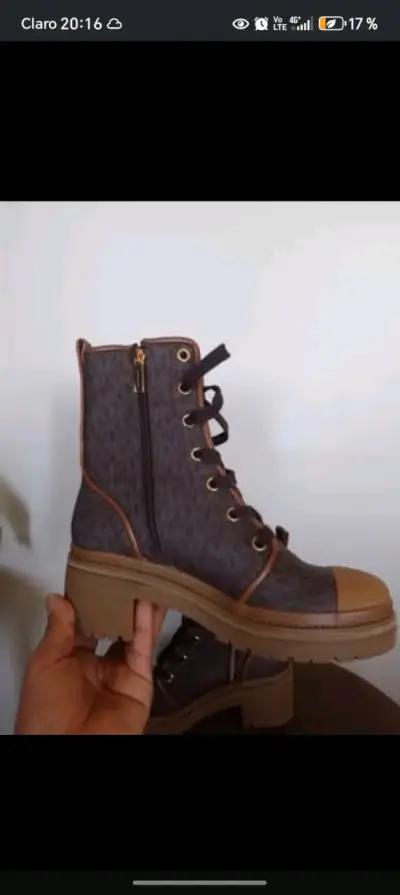 Botines de mujer Michael Kors marrones con logo - miniatura 1