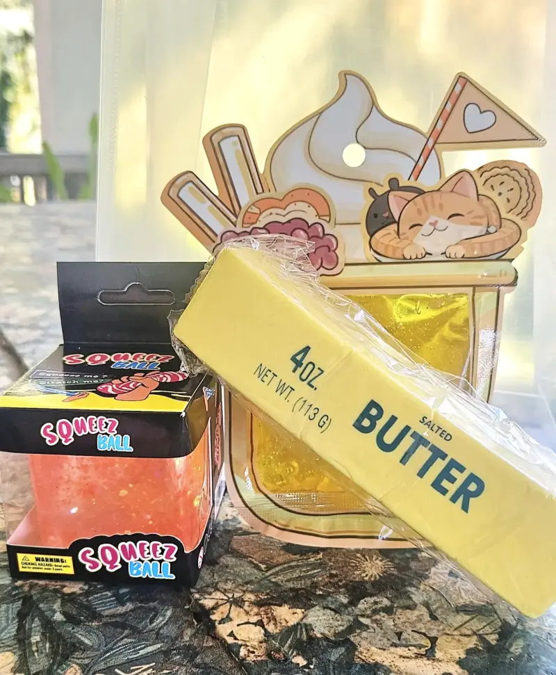 Set de Juguetes Antiestrés Squeez Ball y Butter - 2