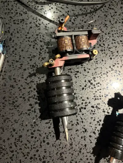 Kit de Máquinas de Tatuaje con Fuente de Poder - miniatura 2
