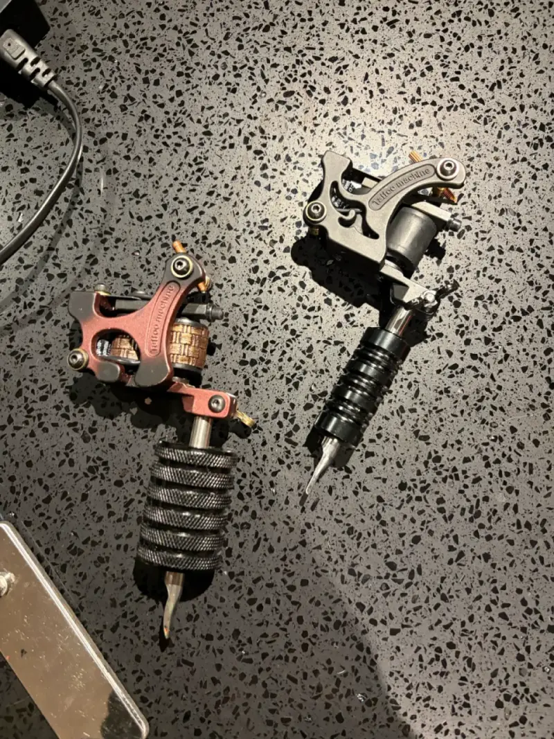 Kit de Máquinas de Tatuaje con Fuente de Poder - 5