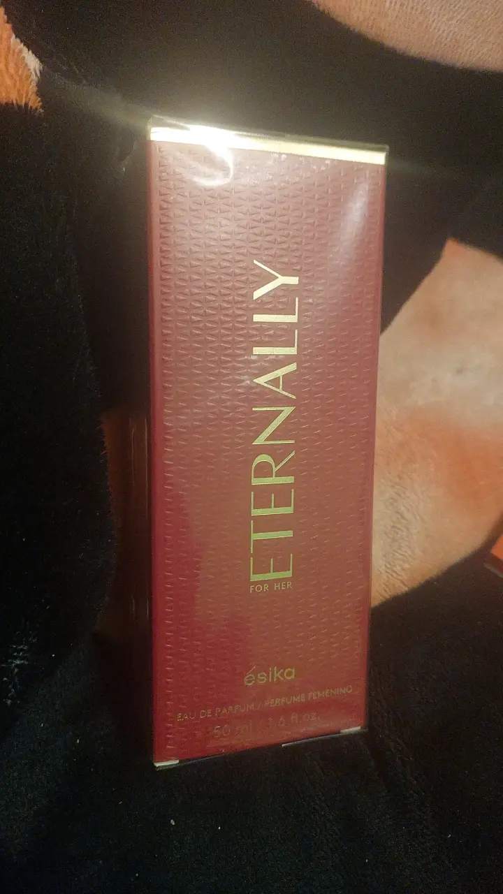 Perfume Éternally For Her de Ésika 50 ml