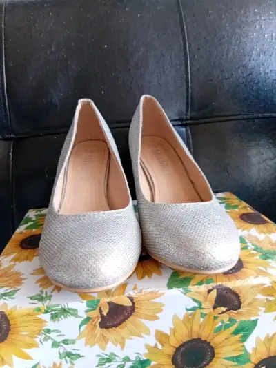 Zapatos de Tacón Plateados Brillantes para Mujer - miniatura 1
