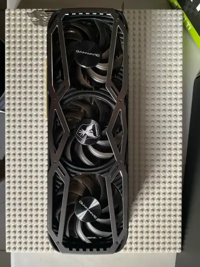 RTX 3070 ti Gainward edición Phoenix 8gb - miniatura 4