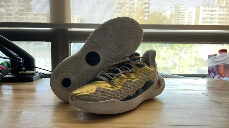 Zapatillas Curry 11 en excelente estado