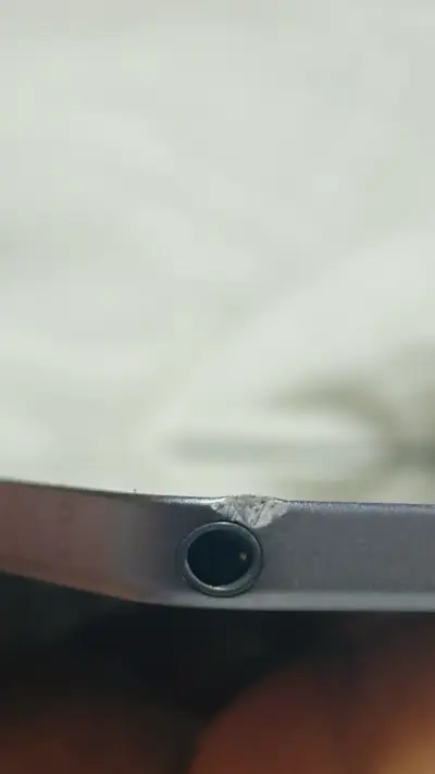 Tablet Lenovo con lápiz y cámara trasera - miniatura 6