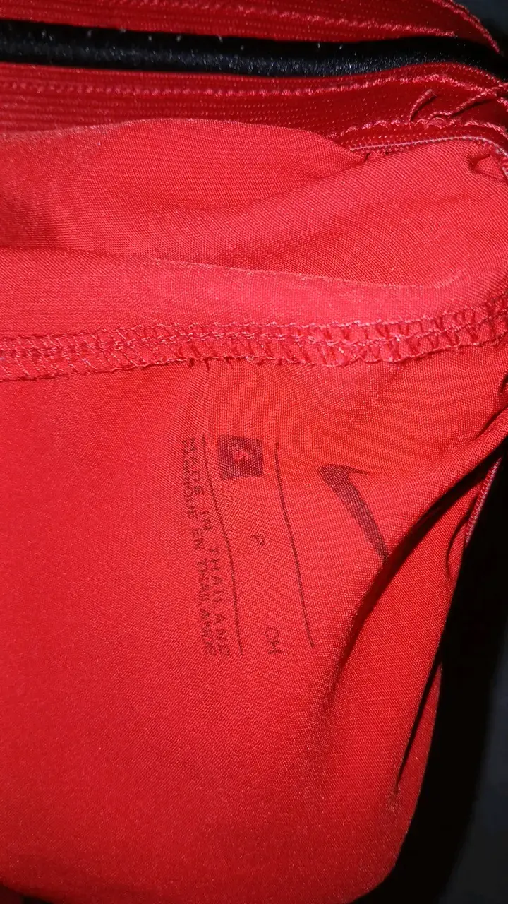Shorts deportivos rojos Nike para hombre - 3