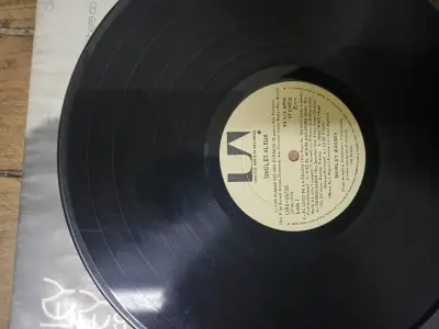 Vinilo The Shirley Bassey Singles Album - miniatura 3