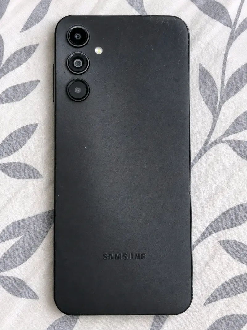 Samsung Galaxy A14 en buen estado - 2