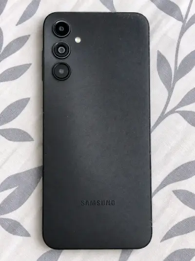 Samsung Galaxy A14 en buen estado - miniatura 2