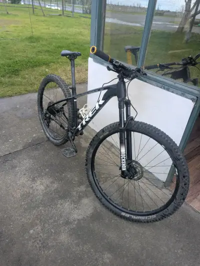 Bicicleta Trek Xcaliber 8 talla M - miniatura 2