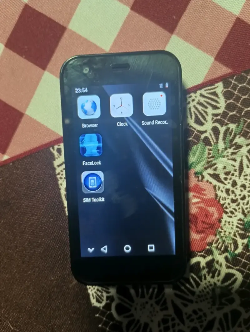 Smartphone Scyes X5 con Pantalla Táctil