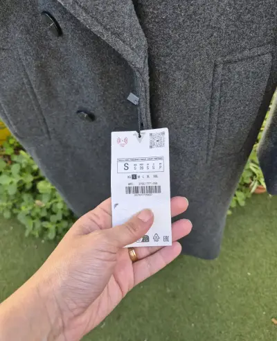 Abrigo gris oscuro Zara para mujer - miniatura 2