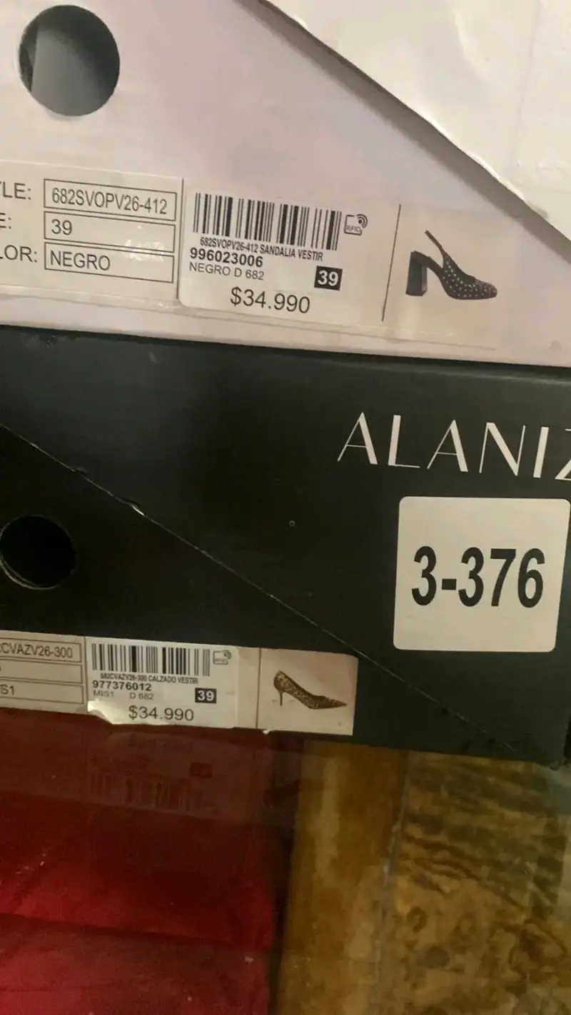 Zapatos de tacón estampado animal print y tachas - 6