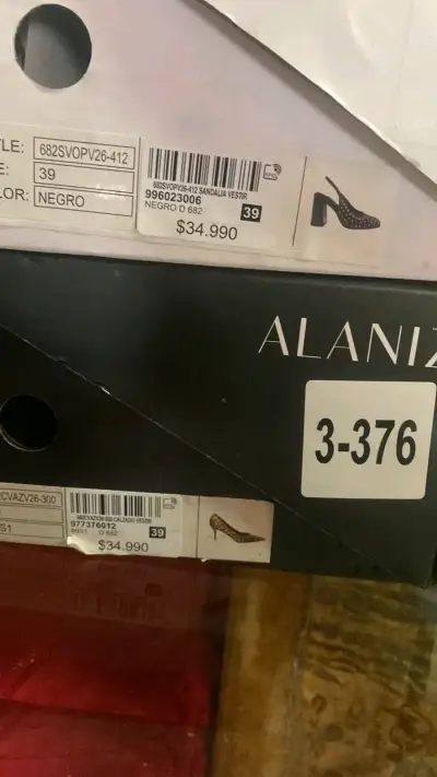 Zapatos de tacón estampado animal print y tachas - miniatura 6