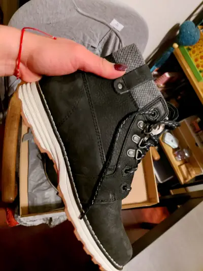 Botas Caterpillar negras para mujer - miniatura 3