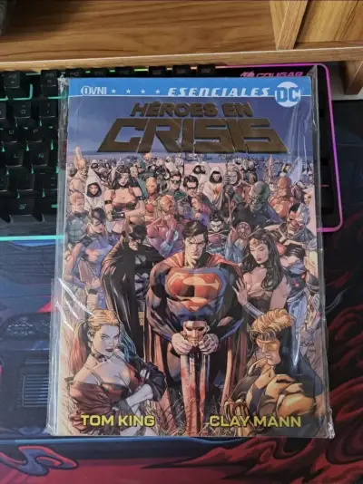 Cómic Héroes en Crisis + Batman y Superman - miniatura 1