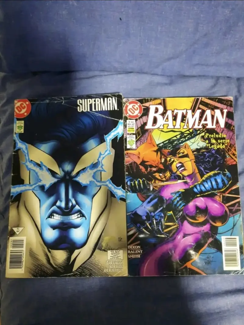 Cómic Héroes en Crisis + Batman y Superman - 2