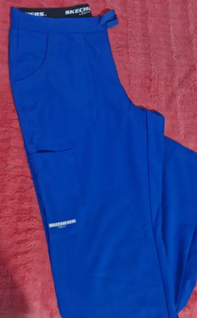 Conjunto de uniforme médico azul Skechers - miniatura 4