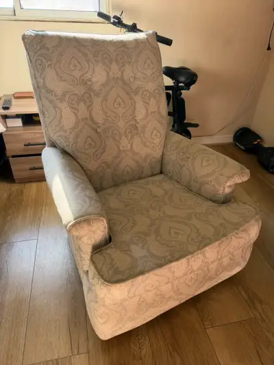 Sillón Bergere tapizado en tela estampada - miniatura 1