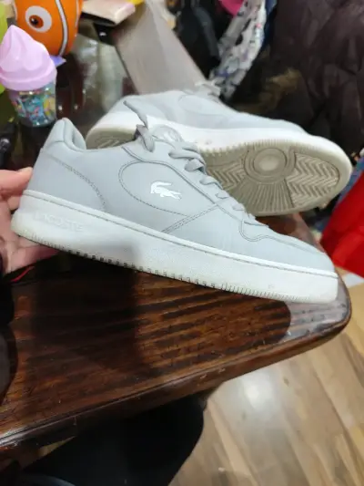 Zapatillas deportivas grises Lacoste para hombre - miniatura 1