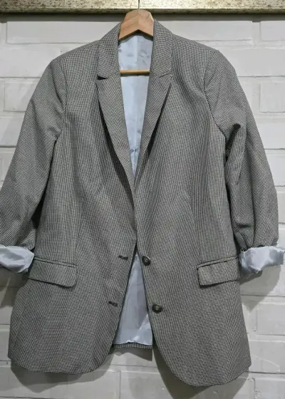 Blazer de mujer a cuadros estilo casual - miniatura 1