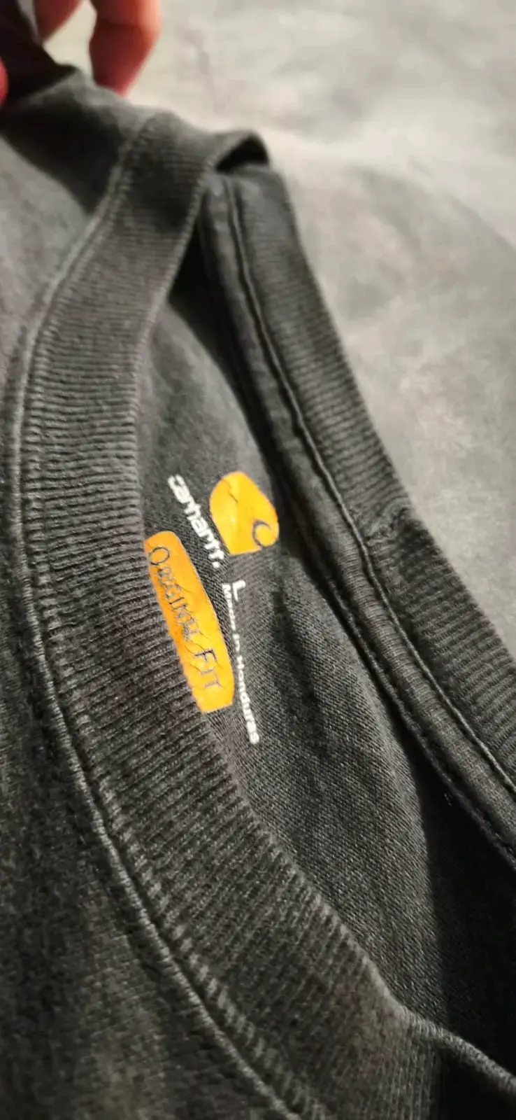 Polera negra Carhartt básica - 3