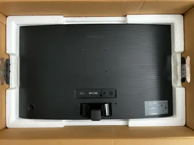 MONITOR SAMSUNG CURVO 24” FULL HD — C24F390 - miniatura 3