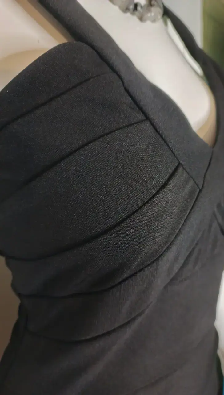 Línea Fiesta - Vestido Mossimo Negro Plisado S - 2