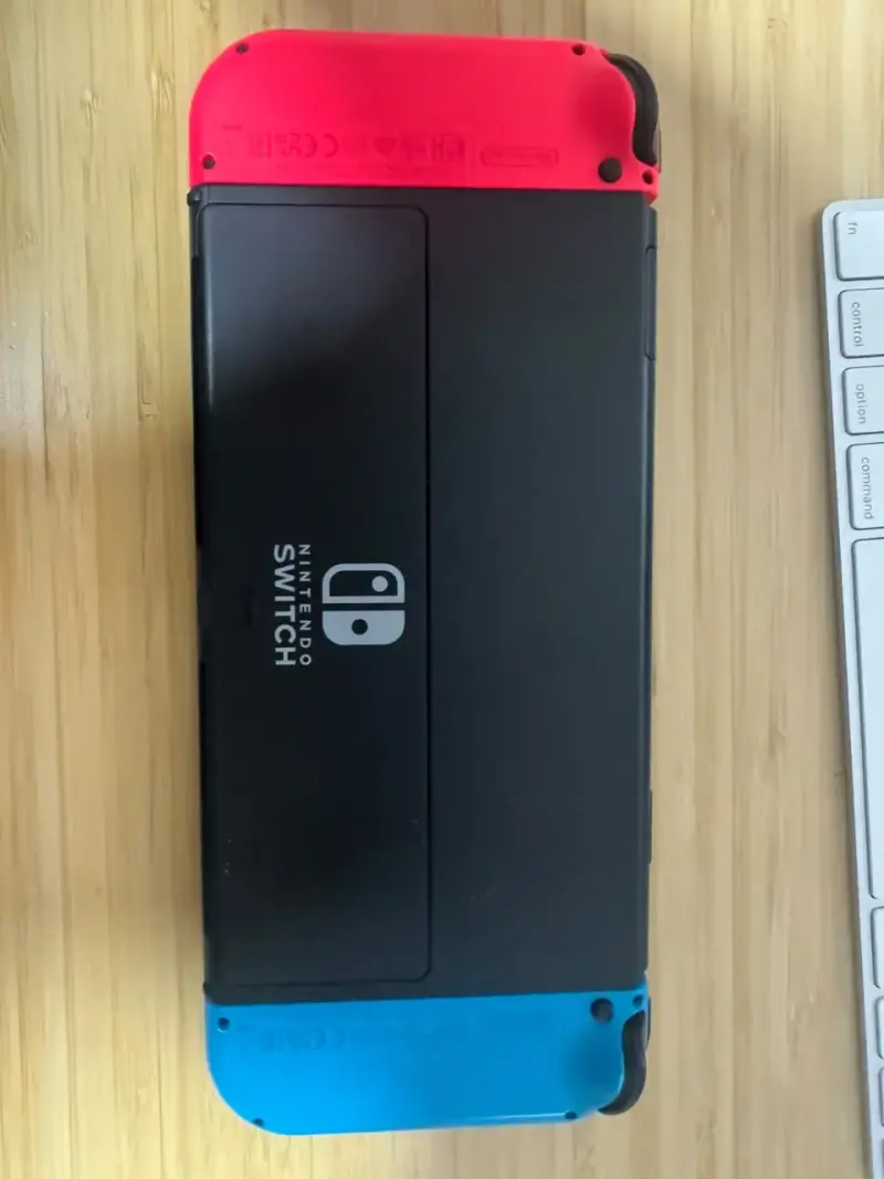 Consola Nintendo Switch Oled con Magia - 2