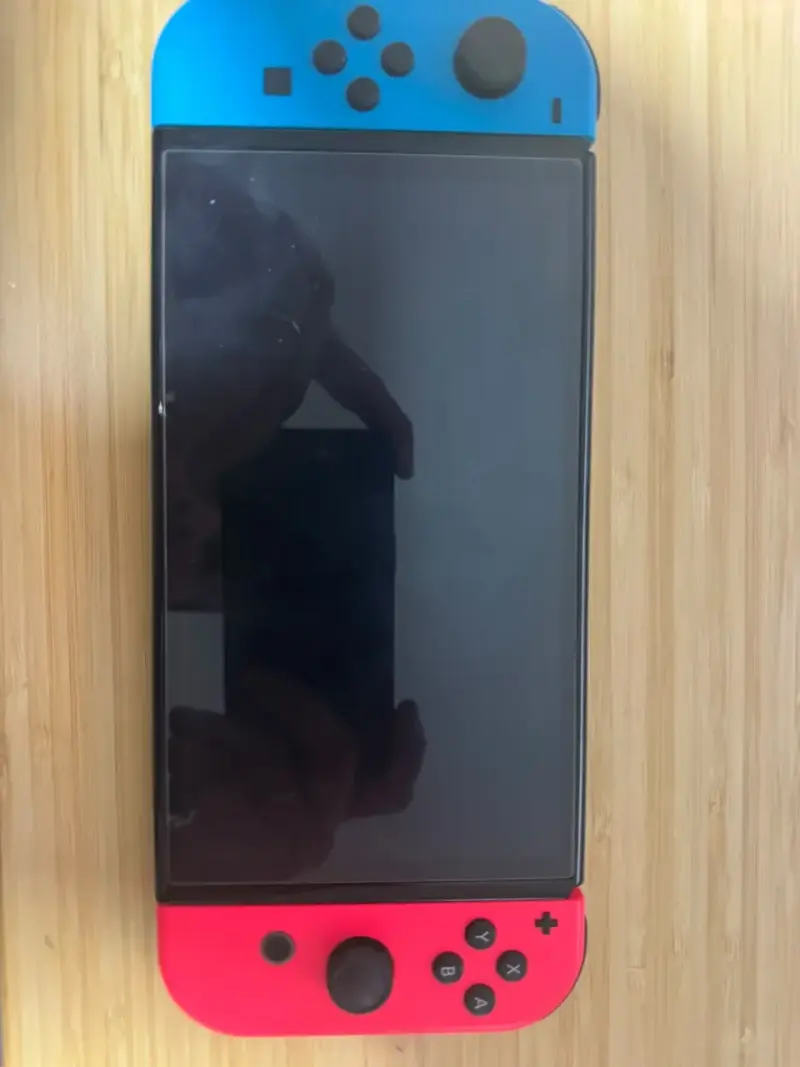 Consola Nintendo Switch Oled con Magia - 3