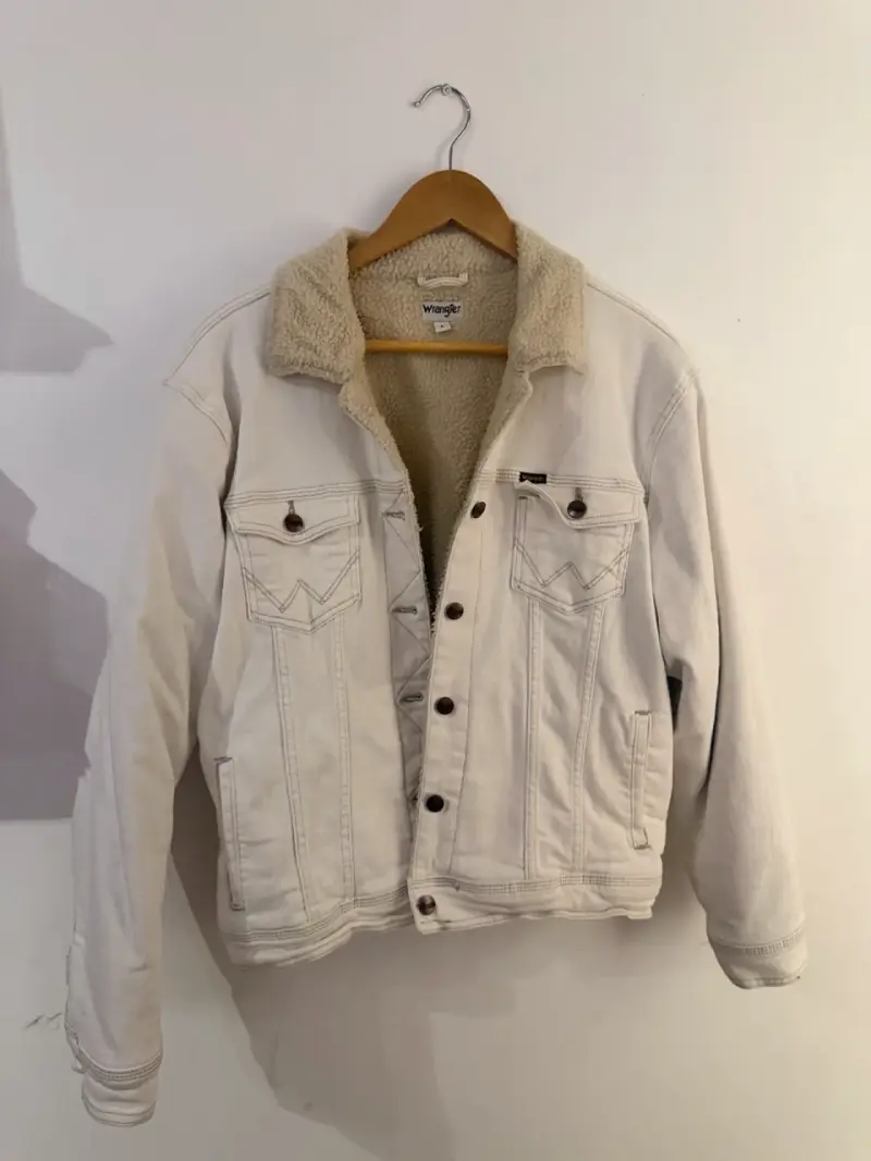 Chaqueta Wrangler de mezclilla con forro de borrego - 1