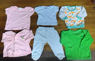 Lote de ropita bebé variedad de tallas - miniatura 5