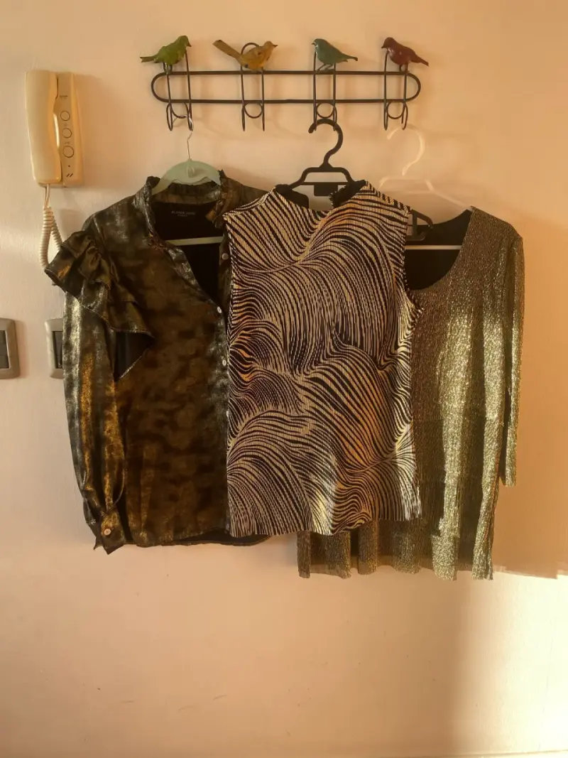 Lote de ropa variada para mujer en buen estado - 4