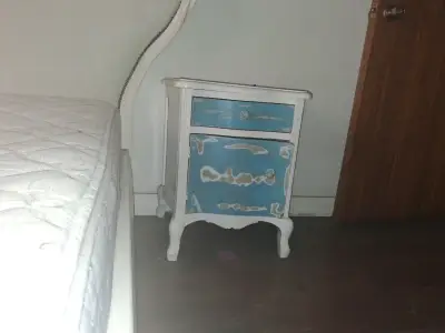 Juego de dormitorio, Madera estilo Normando - miniatura 2