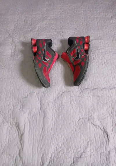 Zapatillas Nike Shox americanas, talla 45.5/29.5CM - miniatura 1