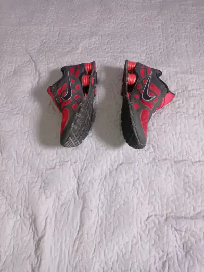 Zapatillas Nike Shox americanas, talla 45.5/29.5CM - miniatura 2