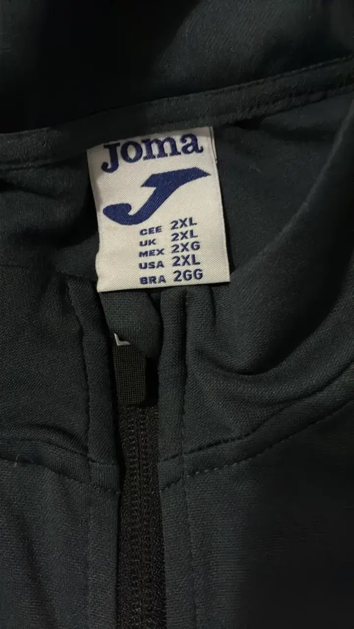 Chaqueta deportiva negra Joma talla 2XL - 2