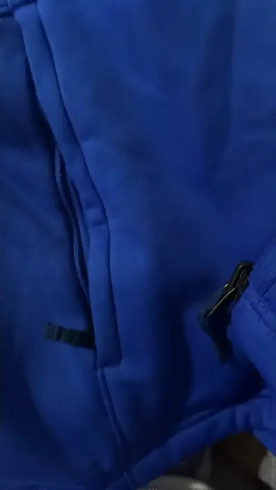 Chaqueta polar azul The North Face para hombre - miniatura 4