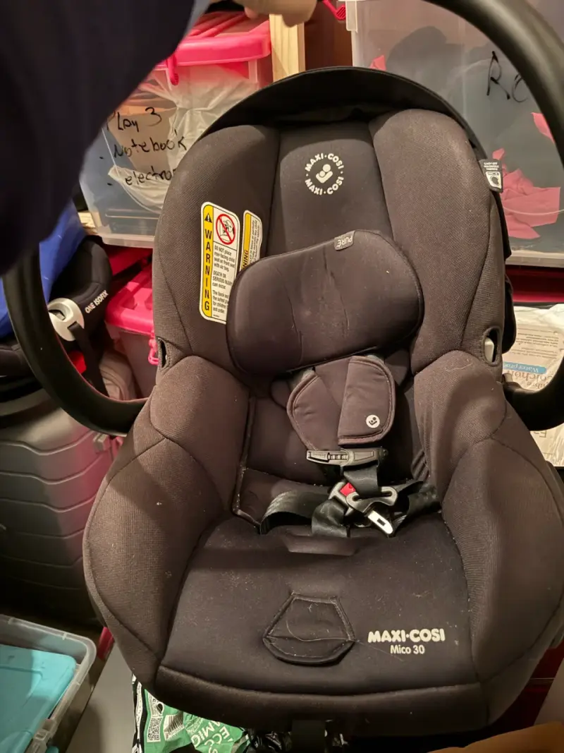 Coche y Silla de Auto Maxi-Cosi Mico 30 Negra - 1