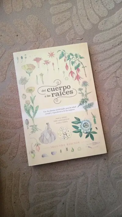 Libro 'Del Cuerpo a las Raíces' Segunda Edición - miniatura 1