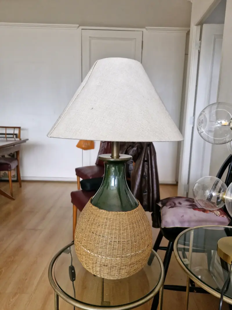 Lámparas de mesa con base de mimbre y cerámica - 5