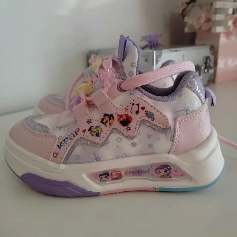Zapatillas niña de Guerreras Kpop y luces LED - 4