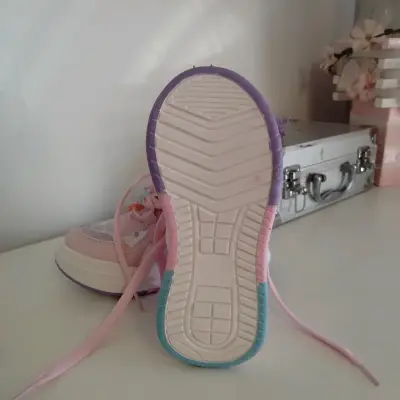 Zapatillas niña de Guerreras Kpop y luces LED - miniatura 5