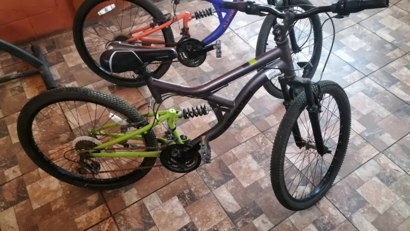 Bicicletas de montaña doble suspensión Aro 26 - 2