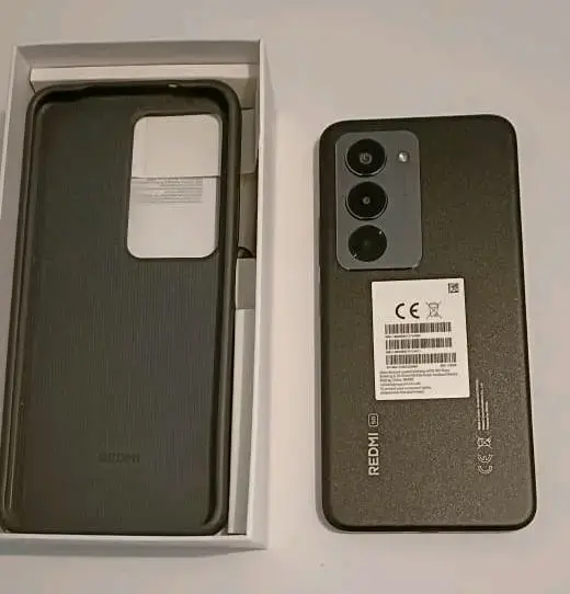 Smartphone Xiaomi Redmi 15 con boleta - 3