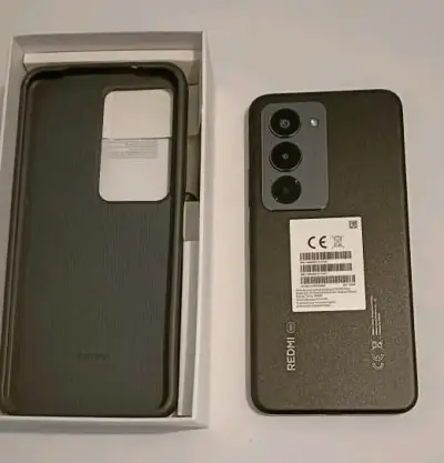 Smartphone Xiaomi Redmi 15 con boleta - miniatura 3
